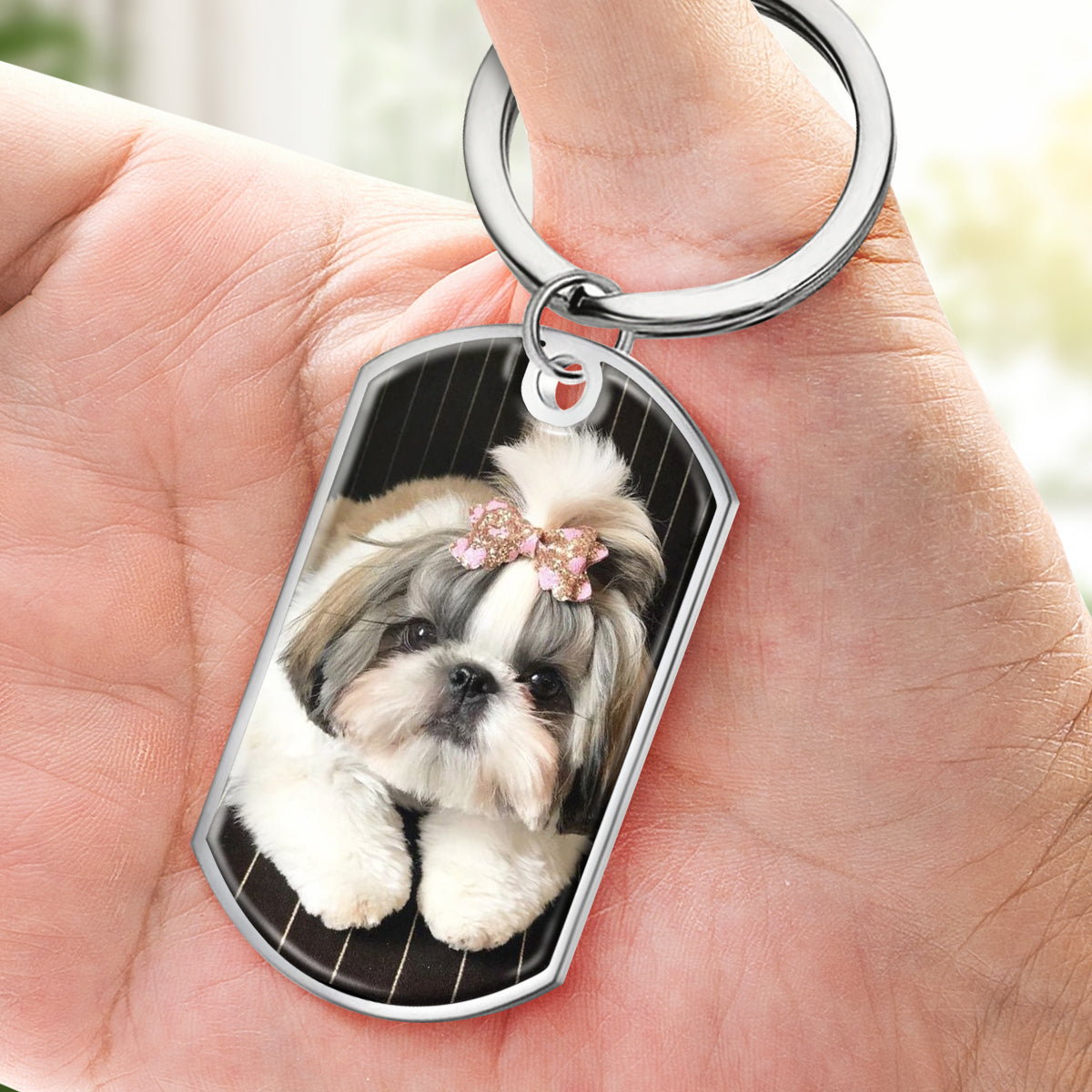 Personalized stainless steel keychain with pet photo, a lasting memorial gift.