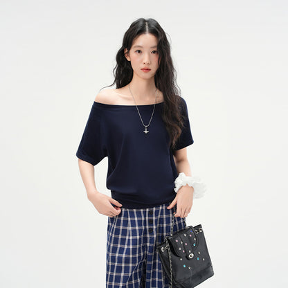 One-Shoulder Slash Neck Sleeveless Tee