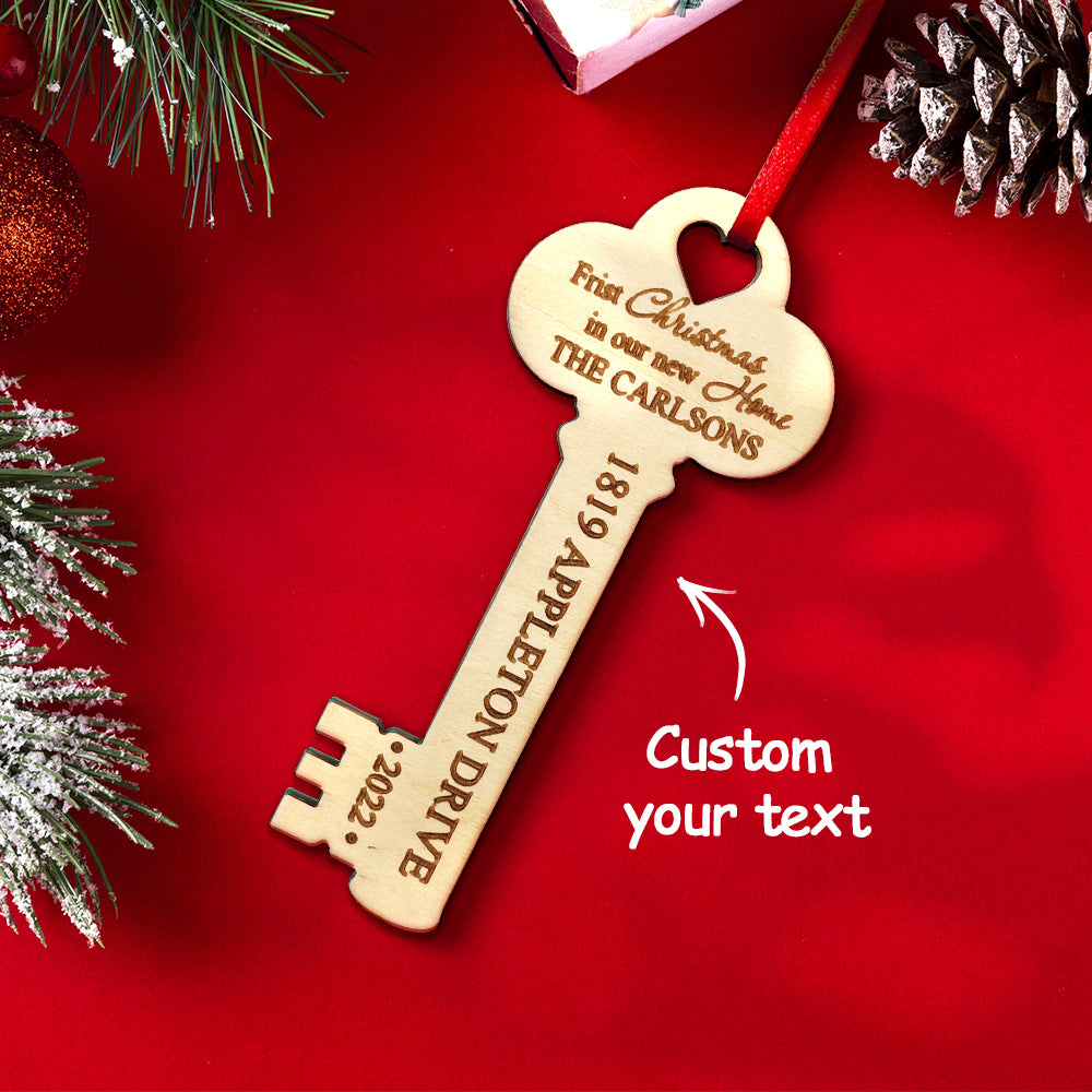 Personalized wooden key ornament for Christmas, custom text, perfect housewarming gift. New home decor.