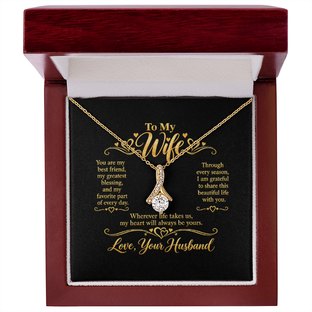Alluring Beauty Necklace for Wife