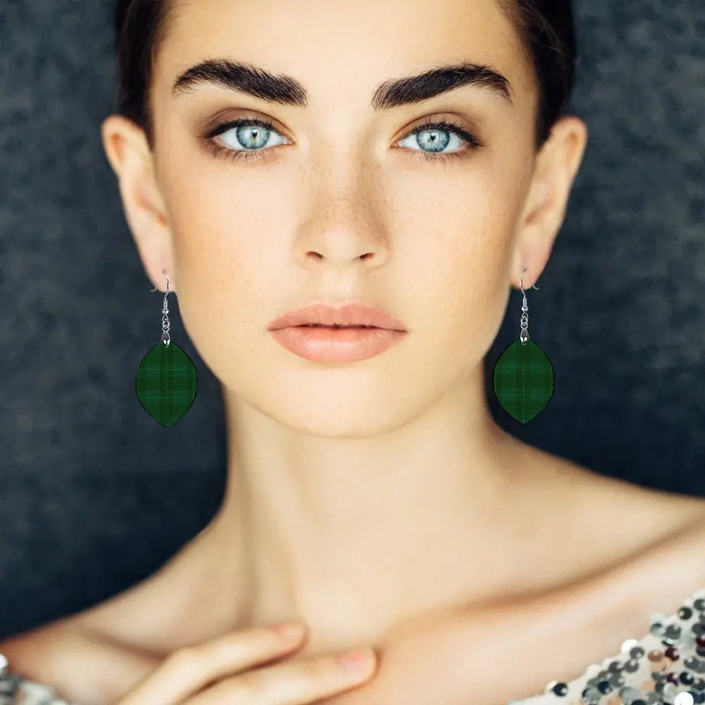 Tartan Wooden Apricot Earring - Piryoung Shop