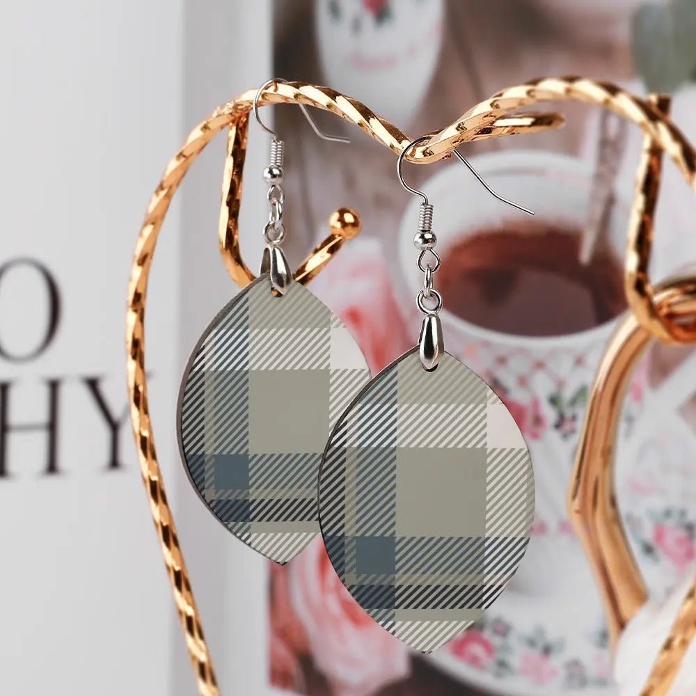 Tartan Wooden Apricot Earring - Piryoung Shop