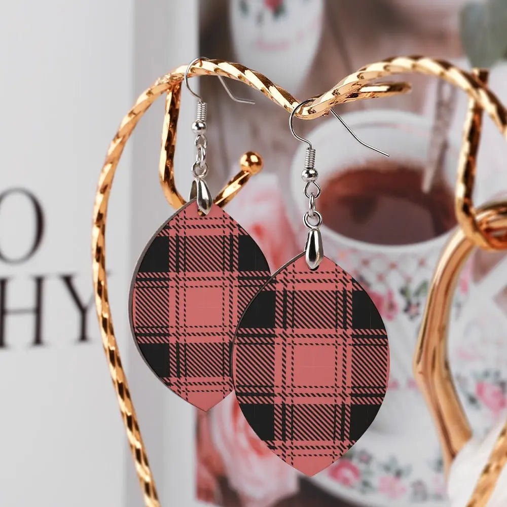 Tartan Wooden Apricot Earring - Piryoung Shop